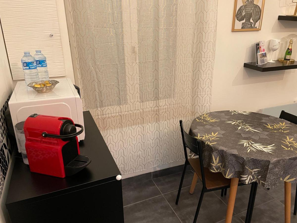 Champagne Therapie: Appartement Cosy Chic, إيبيرني المظهر الخارجي الصورة
